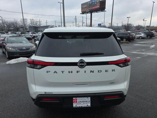 2025 Nissan Pathfinder SV 4WD