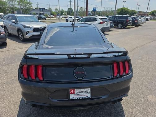 Dark Matter Gray Metallic 2022 Ford Mustang GT Premium