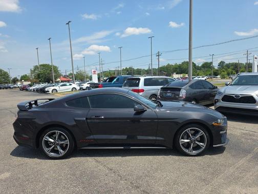 Dark Matter Gray Metallic 2022 Ford Mustang GT Premium