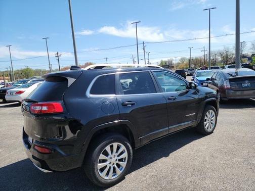 2018 Jeep Cherokee Overland