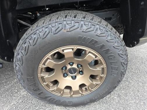 2025 Toyota Tacoma Hybrid Trailhunter