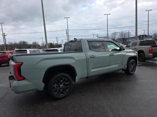 2024 Toyota Tundra Platinum