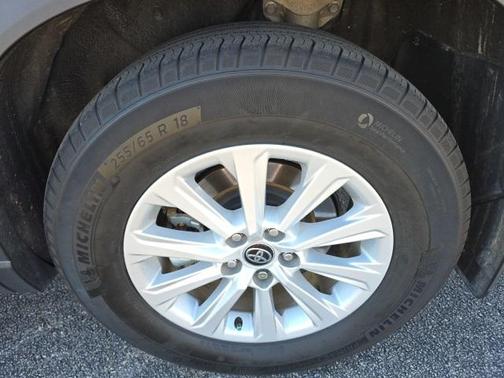 2024 Toyota Grand Highlander Hybrid XLE