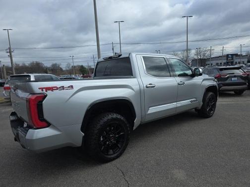 2023 Toyota Tundra Hybrid 1794 Edition