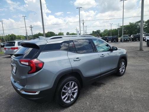 2023 GMC Terrain SLT
