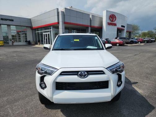 2024 Toyota 4Runner SR5