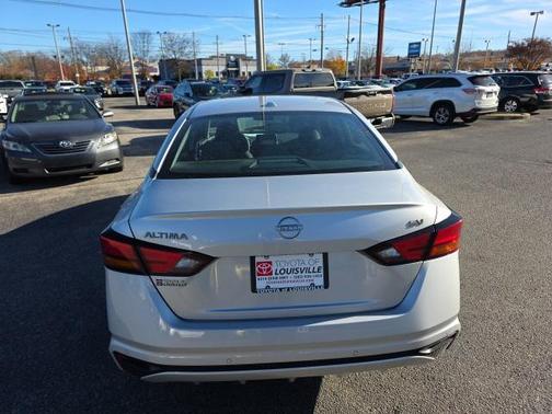 2024 Nissan Altima 2.5 SV