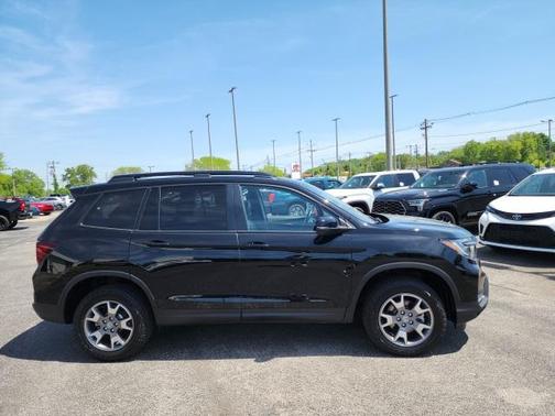 2023 Honda Passport AWD TrailSport