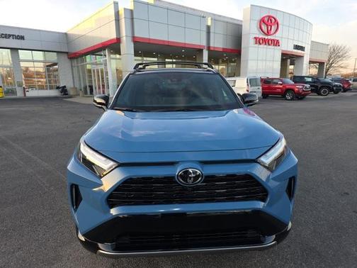 2025 Toyota RAV4 Hybrid SE