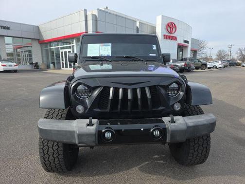 2016 Jeep Wrangler Unlimited Sahara