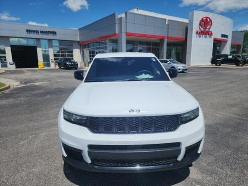 2023 Jeep Grand Cherokee L Altitude