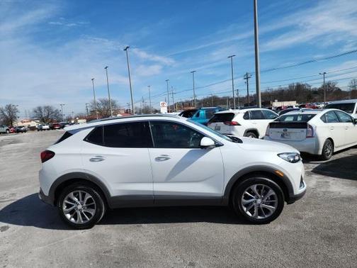 2022 Buick Encore GX Essence