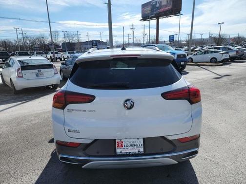 2022 Buick Encore GX Essence