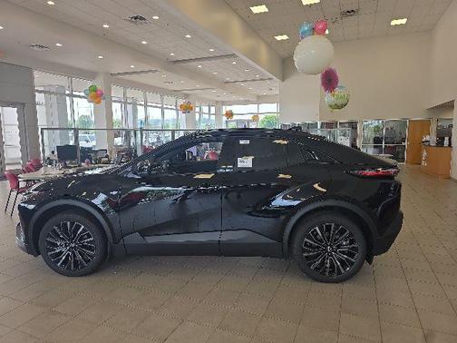 Midnight Black Metallic 2026 Toyota C-HR XSE