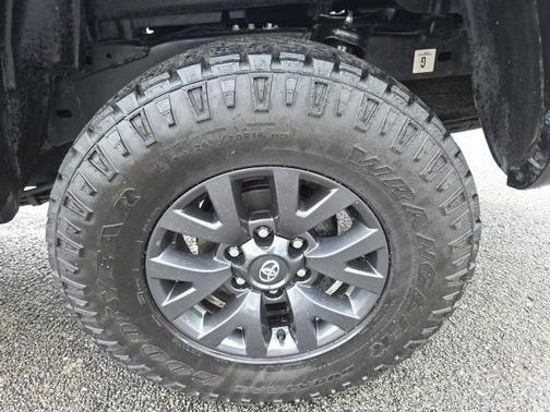 2023 Toyota Tacoma SR5