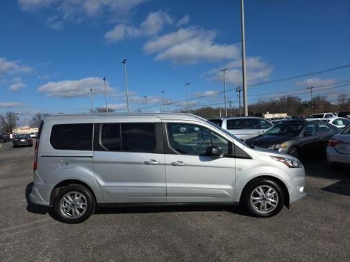 2020 Ford Transit Connect XLT w/Rear Liftgate