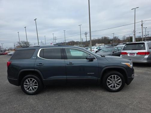 2019 GMC Acadia SLE-2
