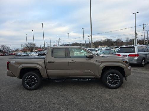 2026 Toyota Tacoma Hybrid TRD Sport
