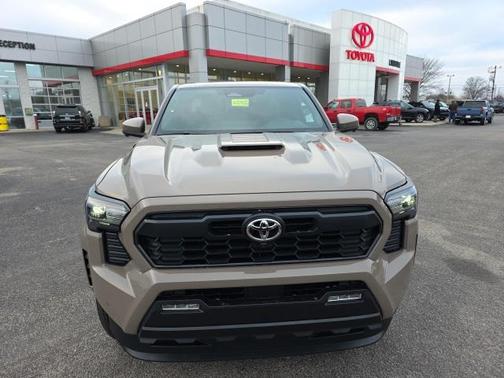 2026 Toyota Tacoma Hybrid TRD Sport
