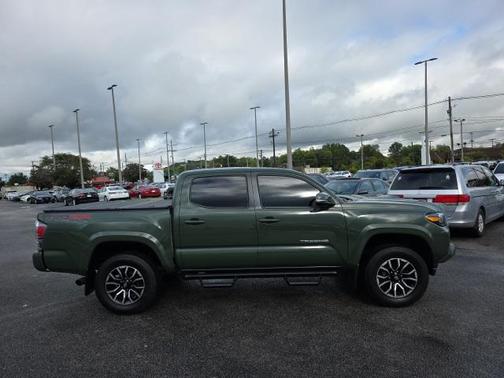 2022 Toyota Tacoma TRD Sport