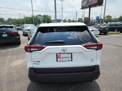 2024 Toyota RAV4 LE