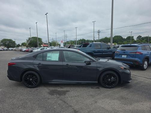 Underground 2026 Toyota Camry SE
