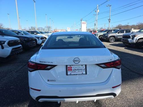 2024 Nissan Sentra SV