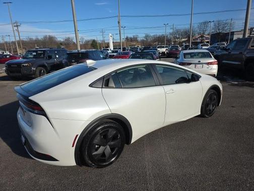 2024 Toyota Prius LE