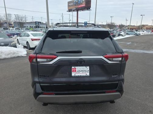 2025 Toyota RAV4 Hybrid SE