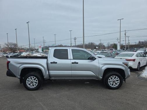 2024 Toyota Tacoma SR