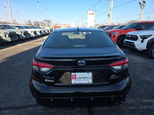 2023 Toyota Corolla Hybrid SE