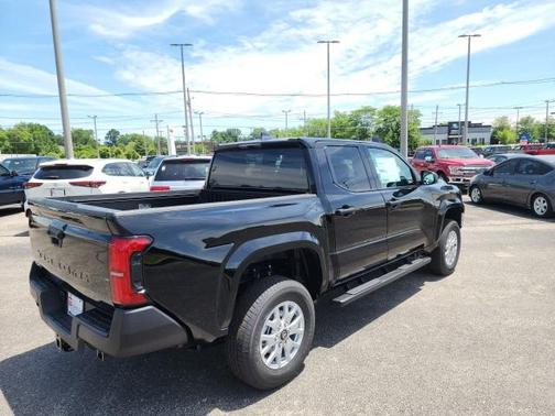 2025 Toyota Tacoma SR