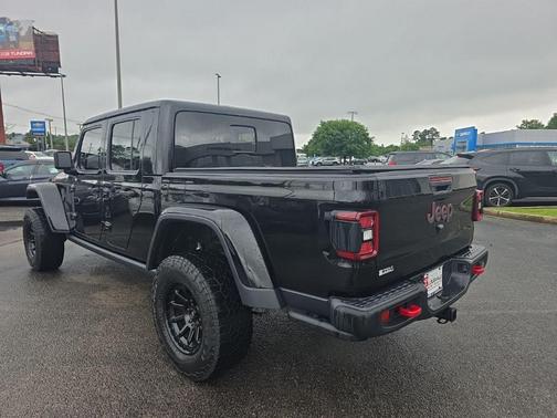 Black Clearcoat 2020 Jeep Gladiator Rubicon