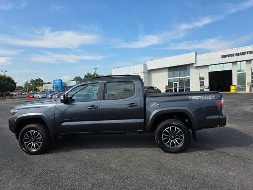 2022 Toyota Tacoma TRD Sport