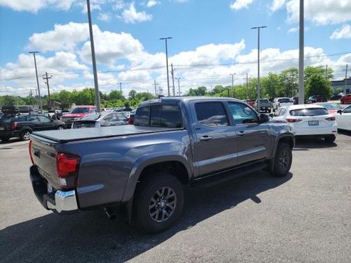 2022 Toyota Tacoma SR5