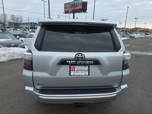 2024 Toyota 4Runner TRD Off Road