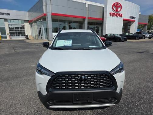 2025 Toyota Corolla Cross LE