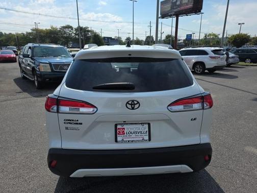 2025 Toyota Corolla Cross LE