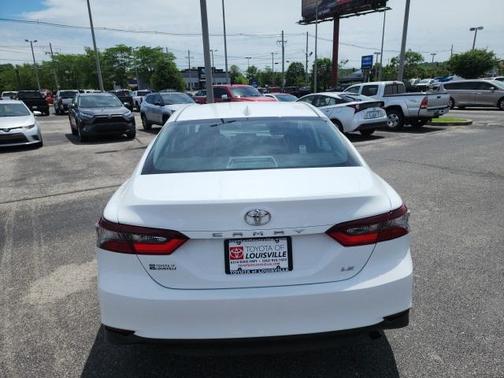 2024 Toyota Camry LE