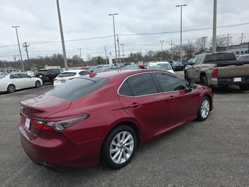 2022 Toyota Camry LE