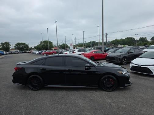 2020 Toyota Avalon TRD