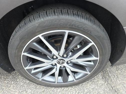 2024 Toyota Camry XLE