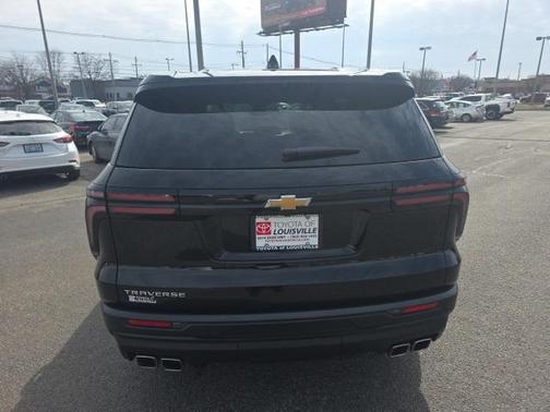 2024 Chevrolet Traverse LS