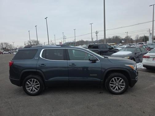 2019 GMC Acadia SLE-2
