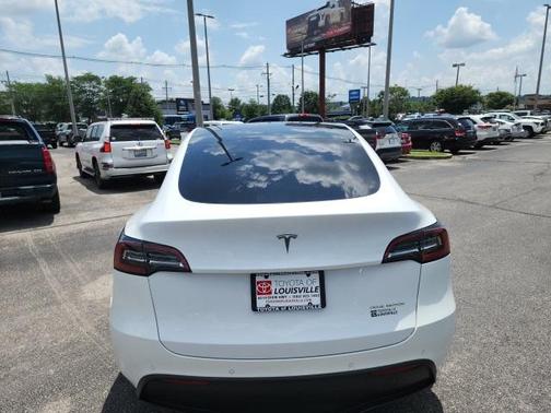2021 Tesla Model Y Long Range Dual Motor All-Wheel Drive