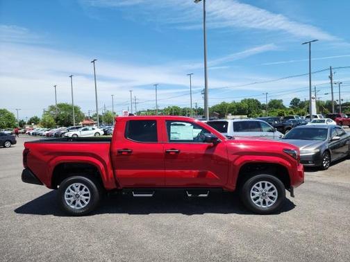 2025 Toyota Tacoma SR