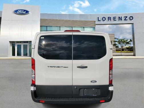 2026 Ford Transit-350 XL