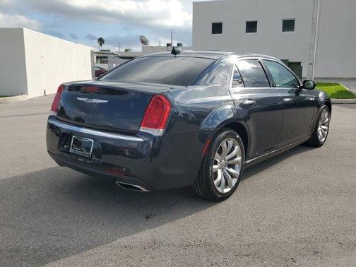 2019 Chrysler 300 Limited