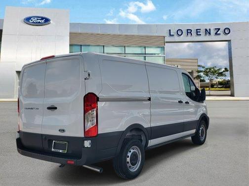 2025 Ford Transit-250