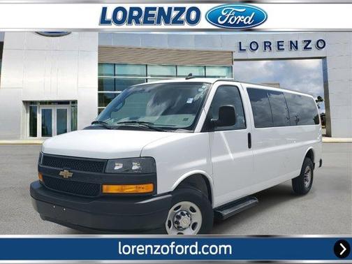 2022 Chevrolet Express 3500 LS